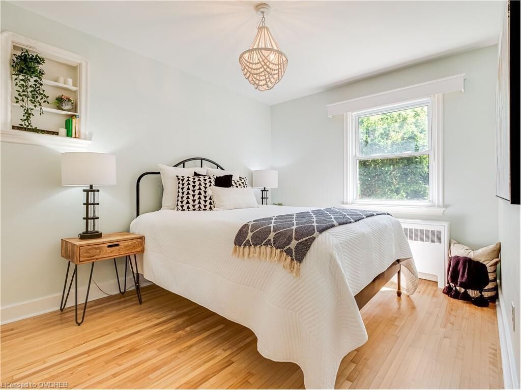 bedroom.jpg